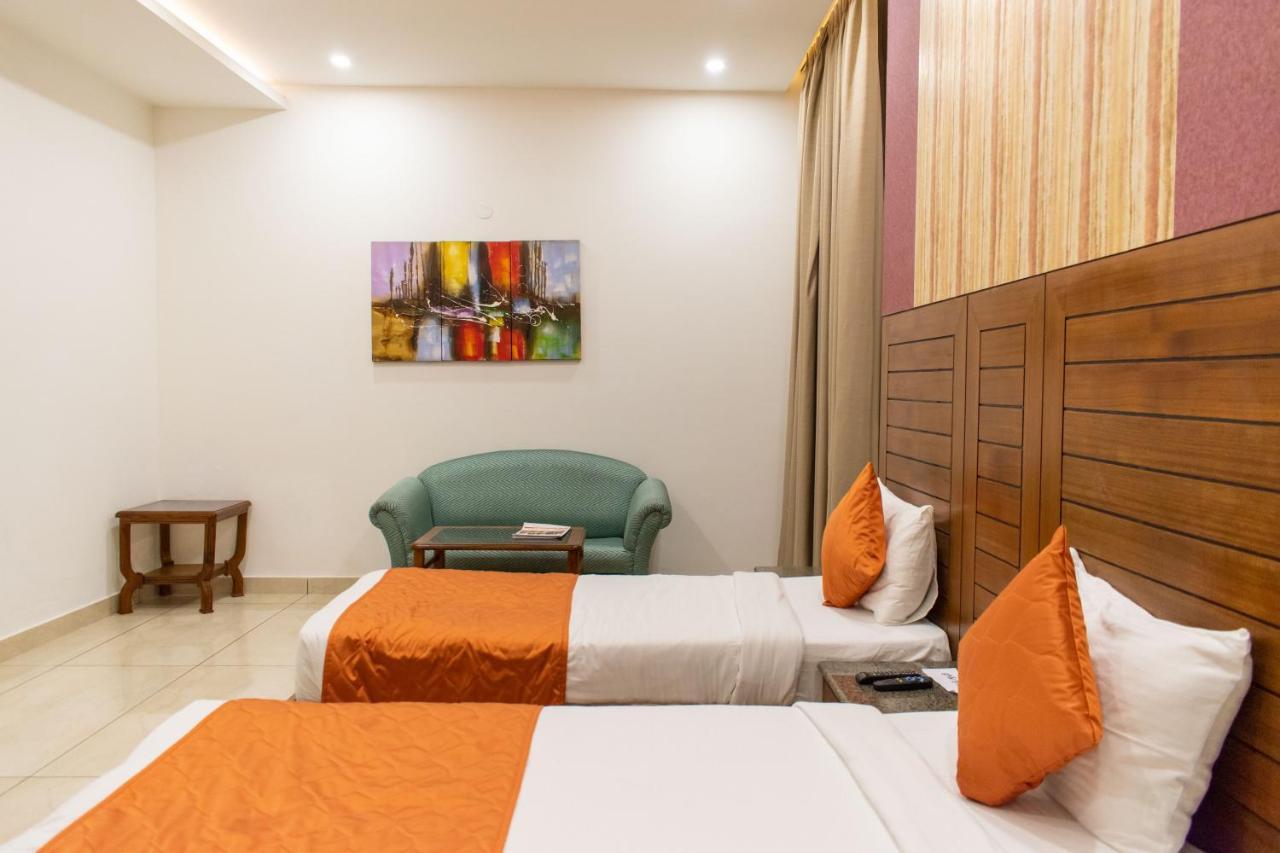 Nawāshahr Grand Hotel Nawanshahr מראה חיצוני תמונה