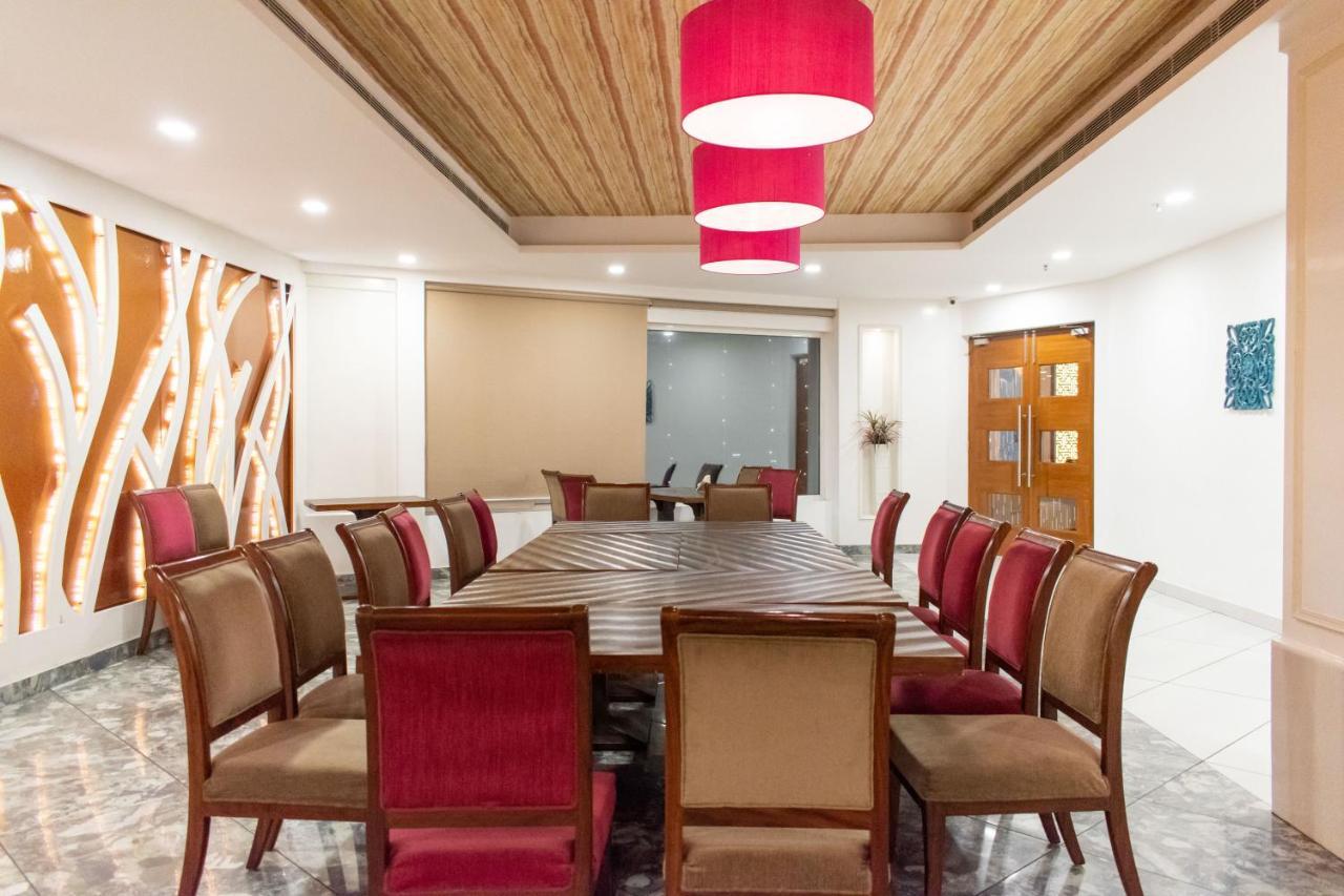 Nawāshahr Grand Hotel Nawanshahr מראה חיצוני תמונה
