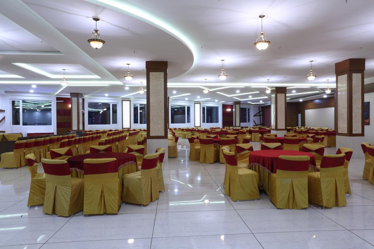 Nawāshahr Grand Hotel Nawanshahr מראה חיצוני תמונה