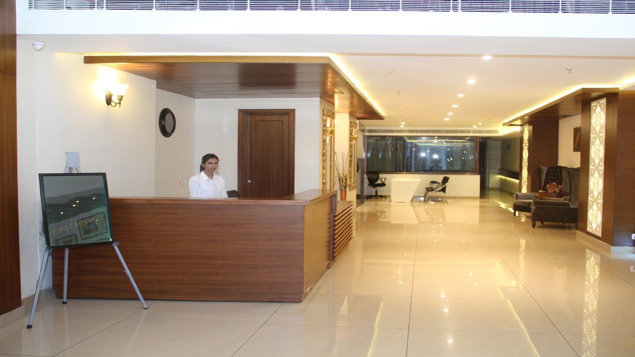 Nawāshahr Grand Hotel Nawanshahr מראה חיצוני תמונה