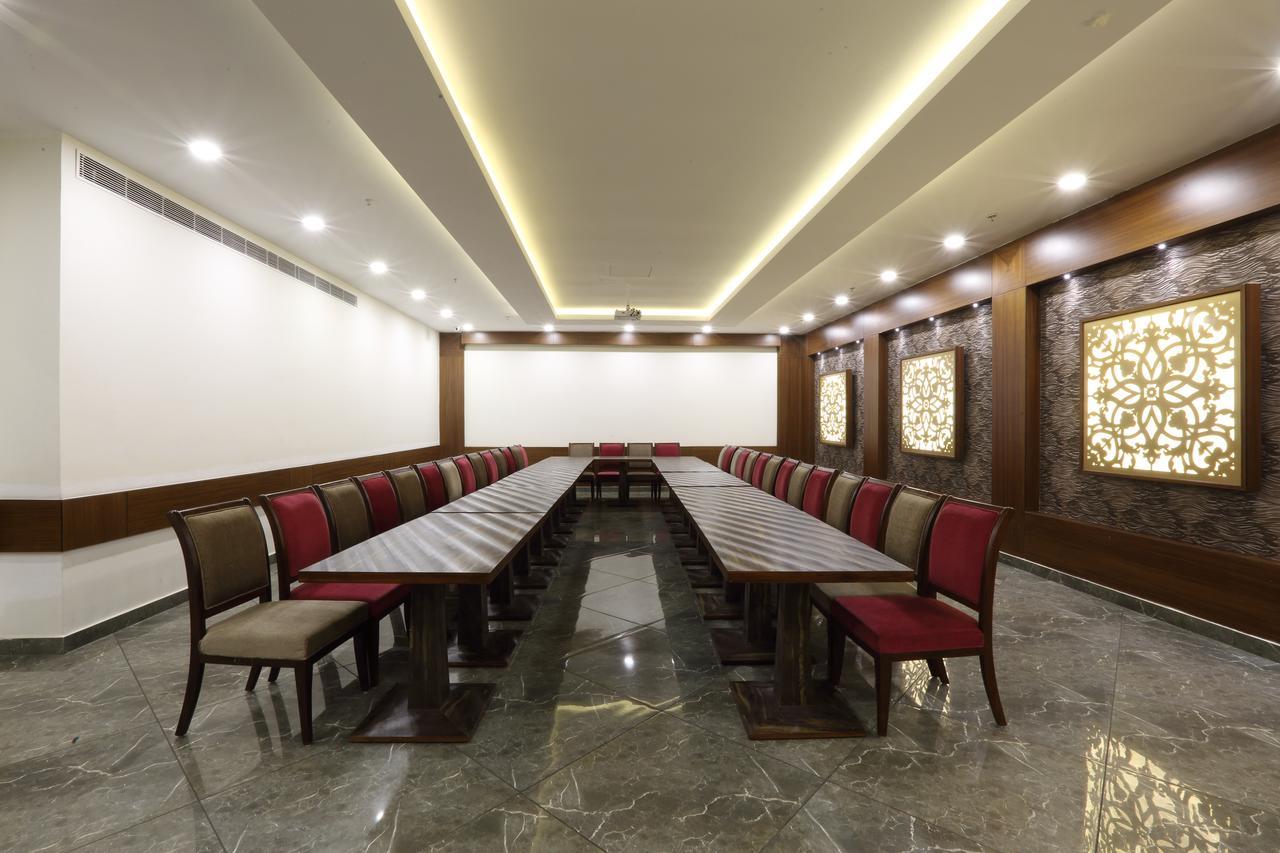 Nawāshahr Grand Hotel Nawanshahr מראה חיצוני תמונה