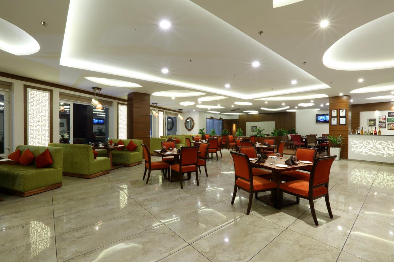 Nawāshahr Grand Hotel Nawanshahr מראה חיצוני תמונה
