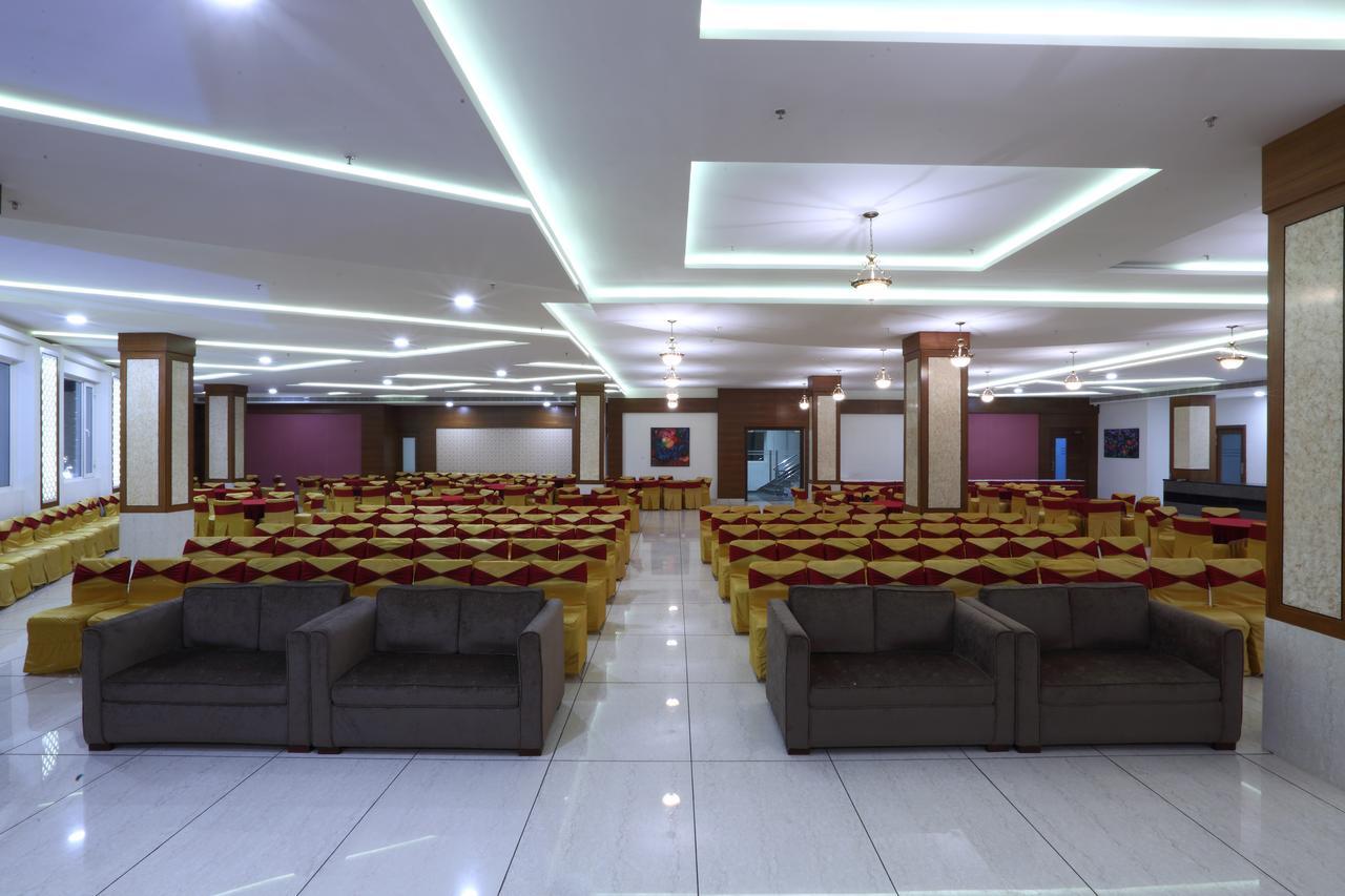 Nawāshahr Grand Hotel Nawanshahr מראה חיצוני תמונה