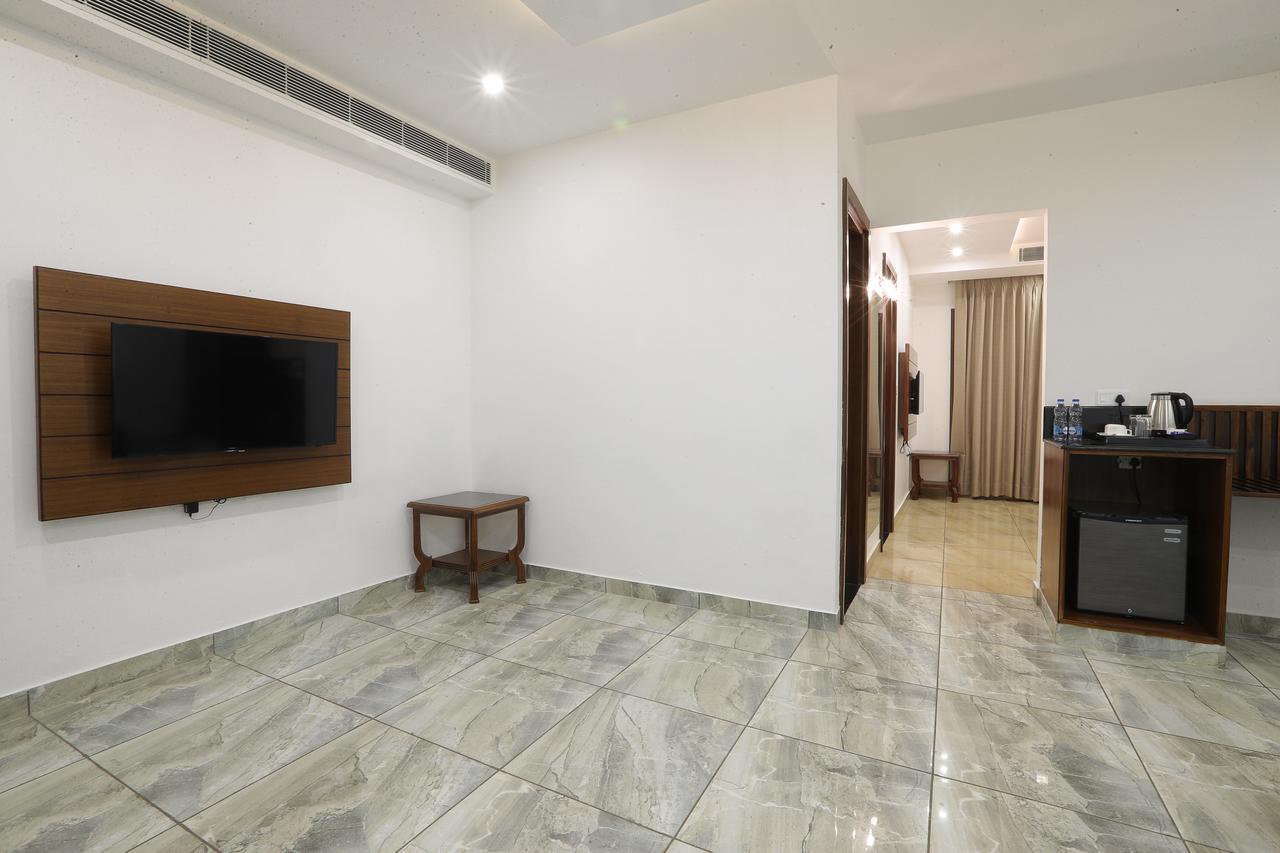 Nawāshahr Grand Hotel Nawanshahr מראה חיצוני תמונה