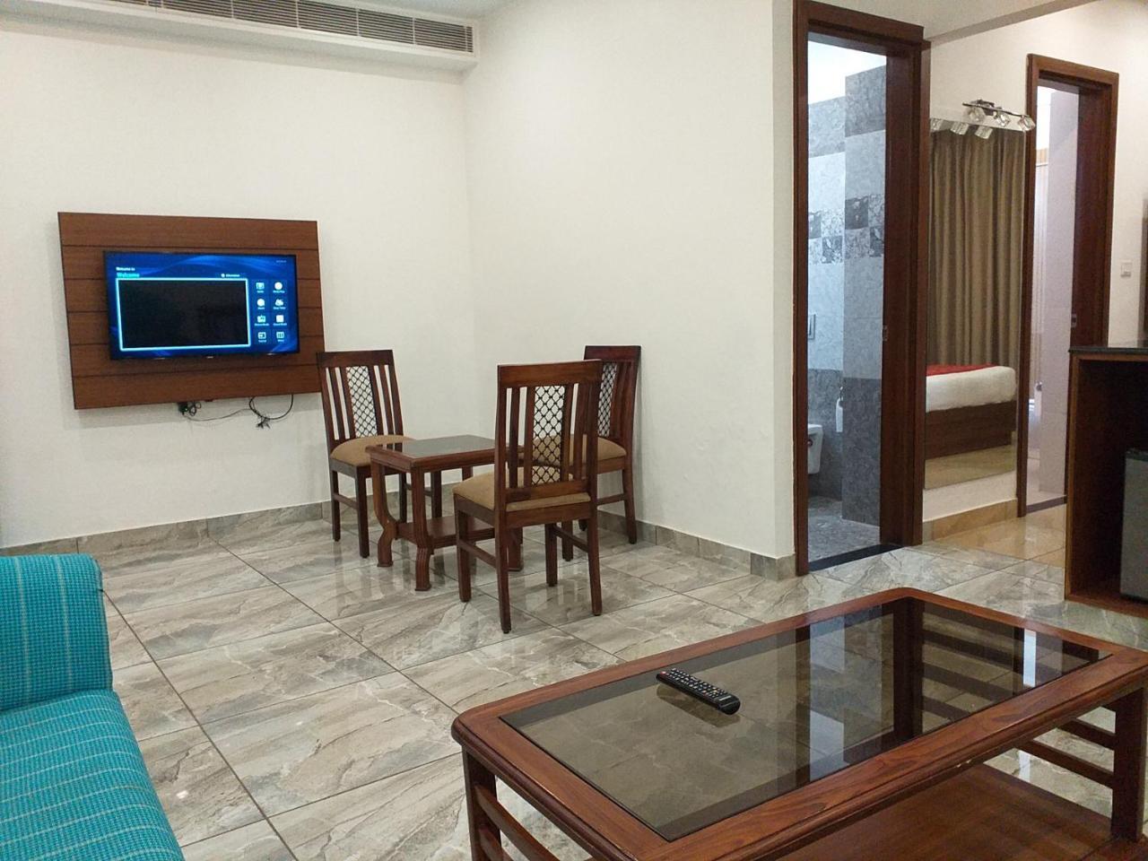 Nawāshahr Grand Hotel Nawanshahr מראה חיצוני תמונה