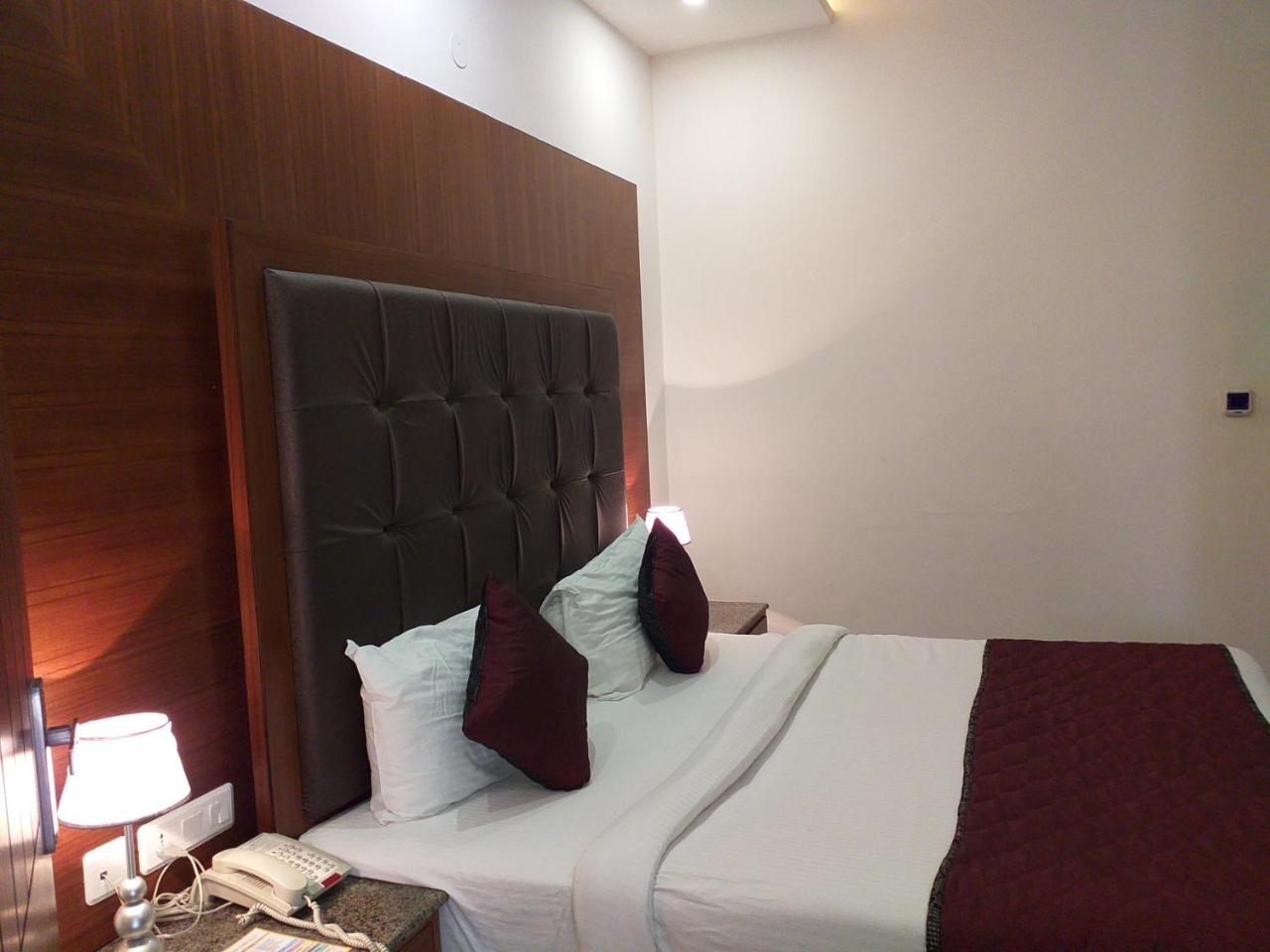 Nawāshahr Grand Hotel Nawanshahr מראה חיצוני תמונה