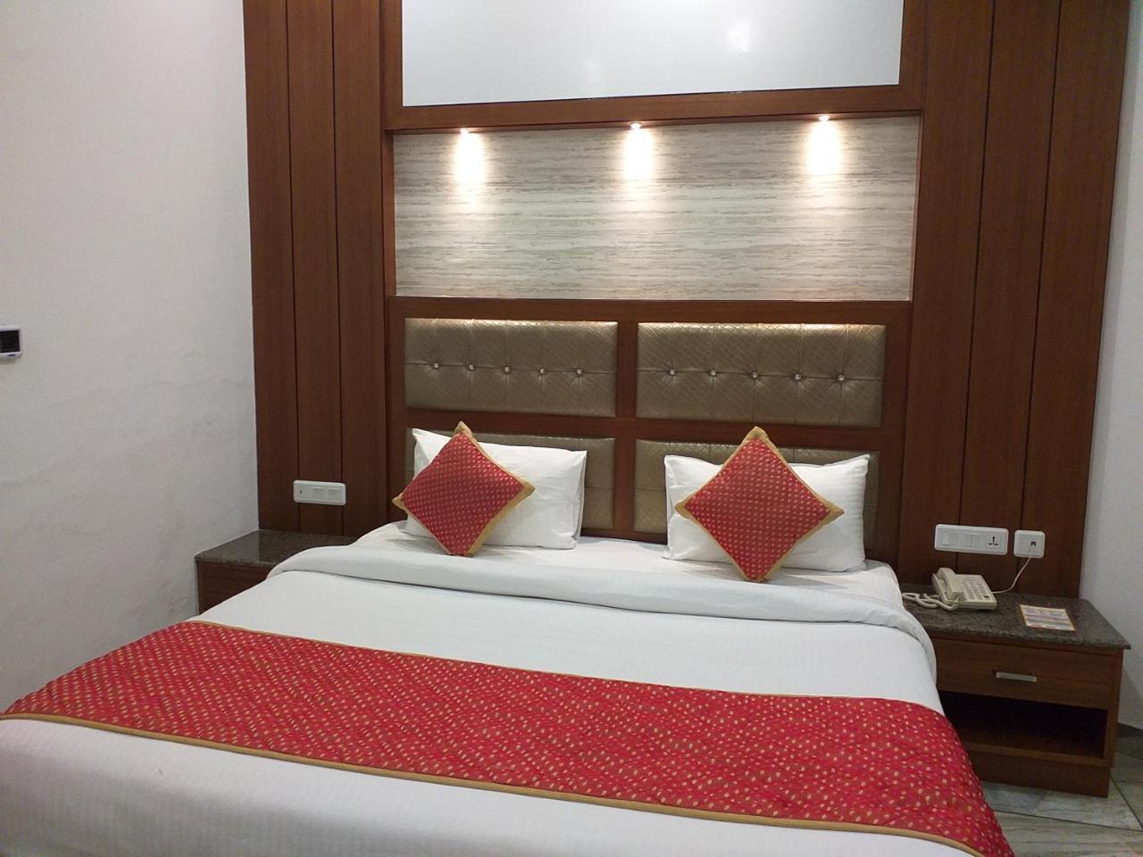 Nawāshahr Grand Hotel Nawanshahr מראה חיצוני תמונה