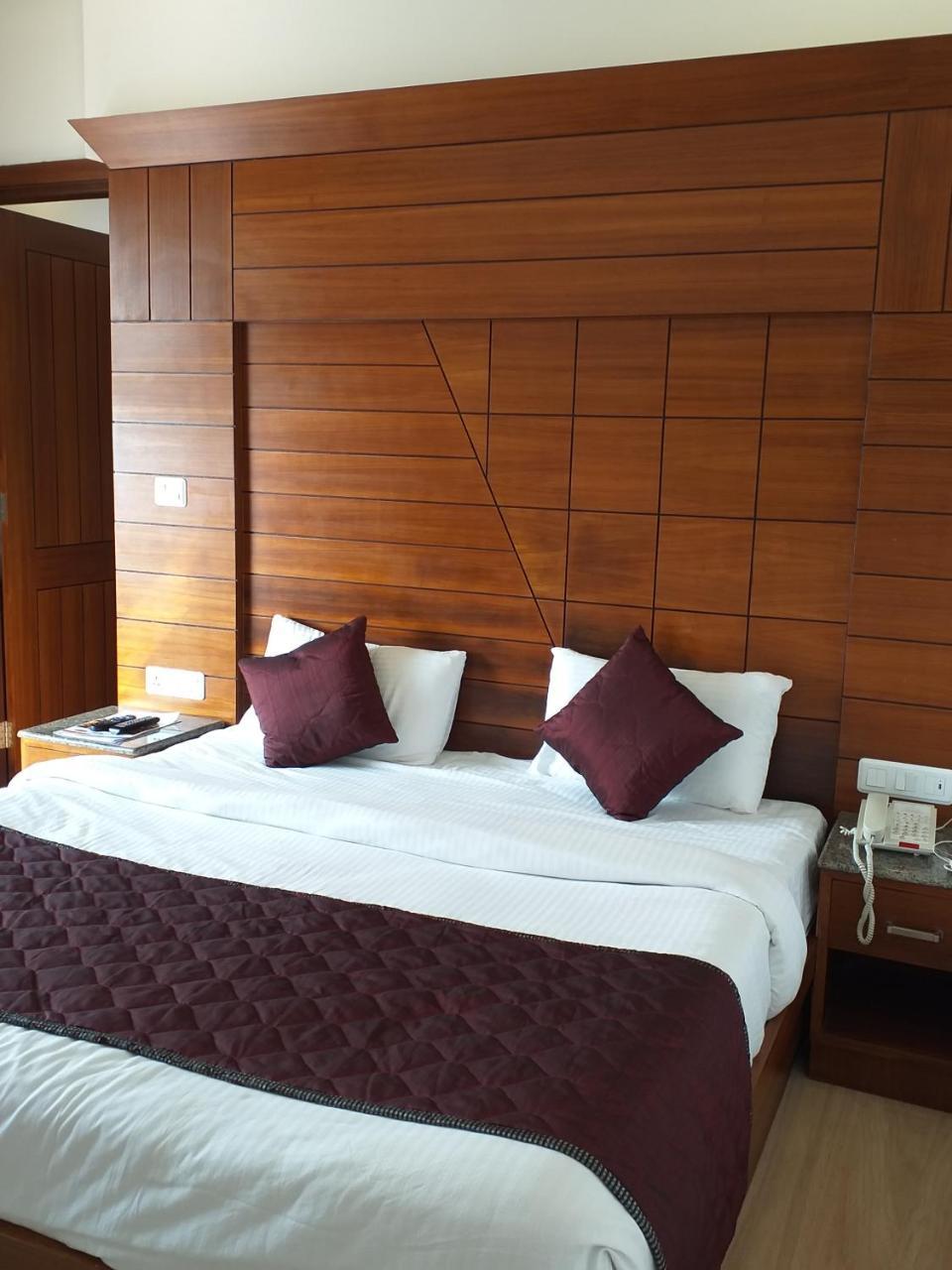 Nawāshahr Grand Hotel Nawanshahr מראה חיצוני תמונה